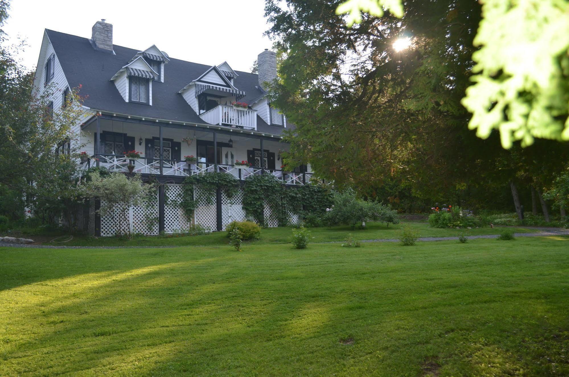 Auberge La Chatelaine La Malbaie Zewnętrze zdjęcie